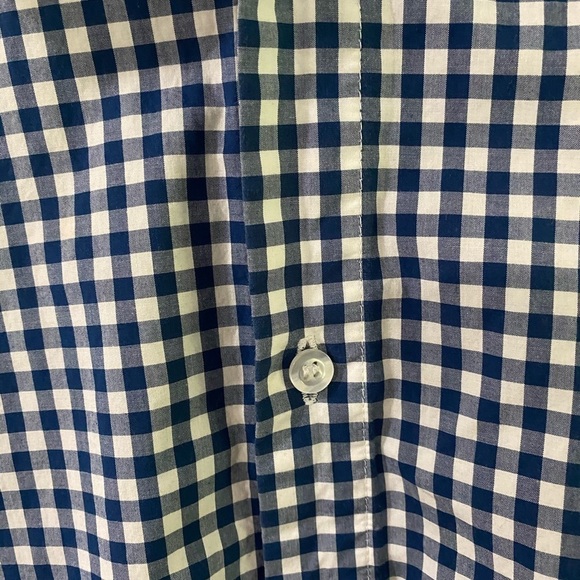 Plaid button  Down Man’s shirt - Picture 3 of 4